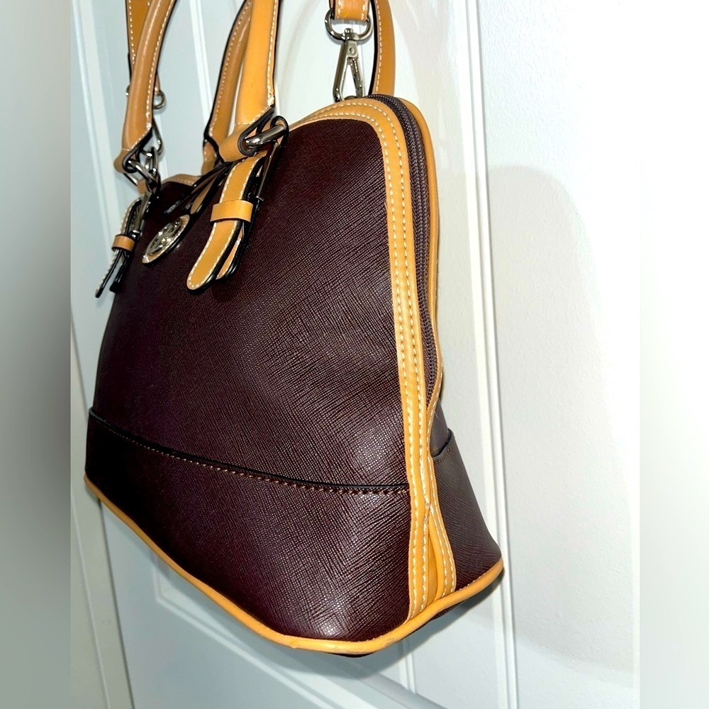 GIANI BERNINI Safiano Dome Satchel, Dark Brown and Tan, includes adjst. Strap - Picture 5 of 15